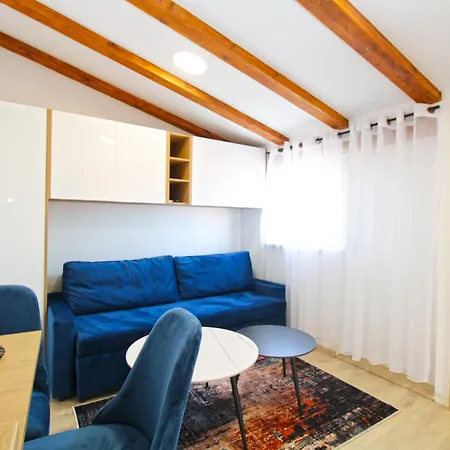 Old Town 2337 * Pula